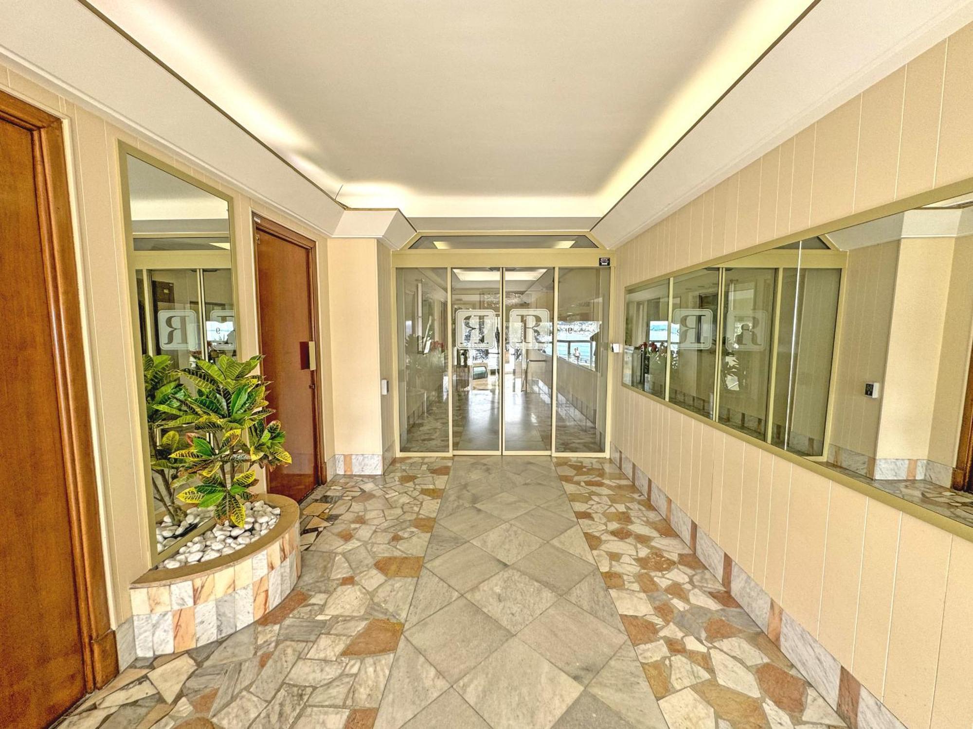 Promenade Holiday - Rocamare Promenade Nisa Exterior foto